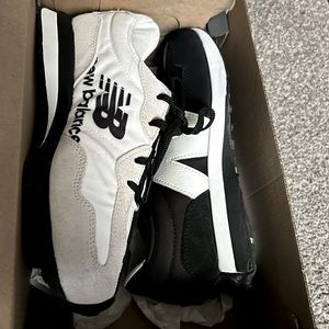 New Balance 327 Black & White Split Pack..        **LIMITED EDITION**